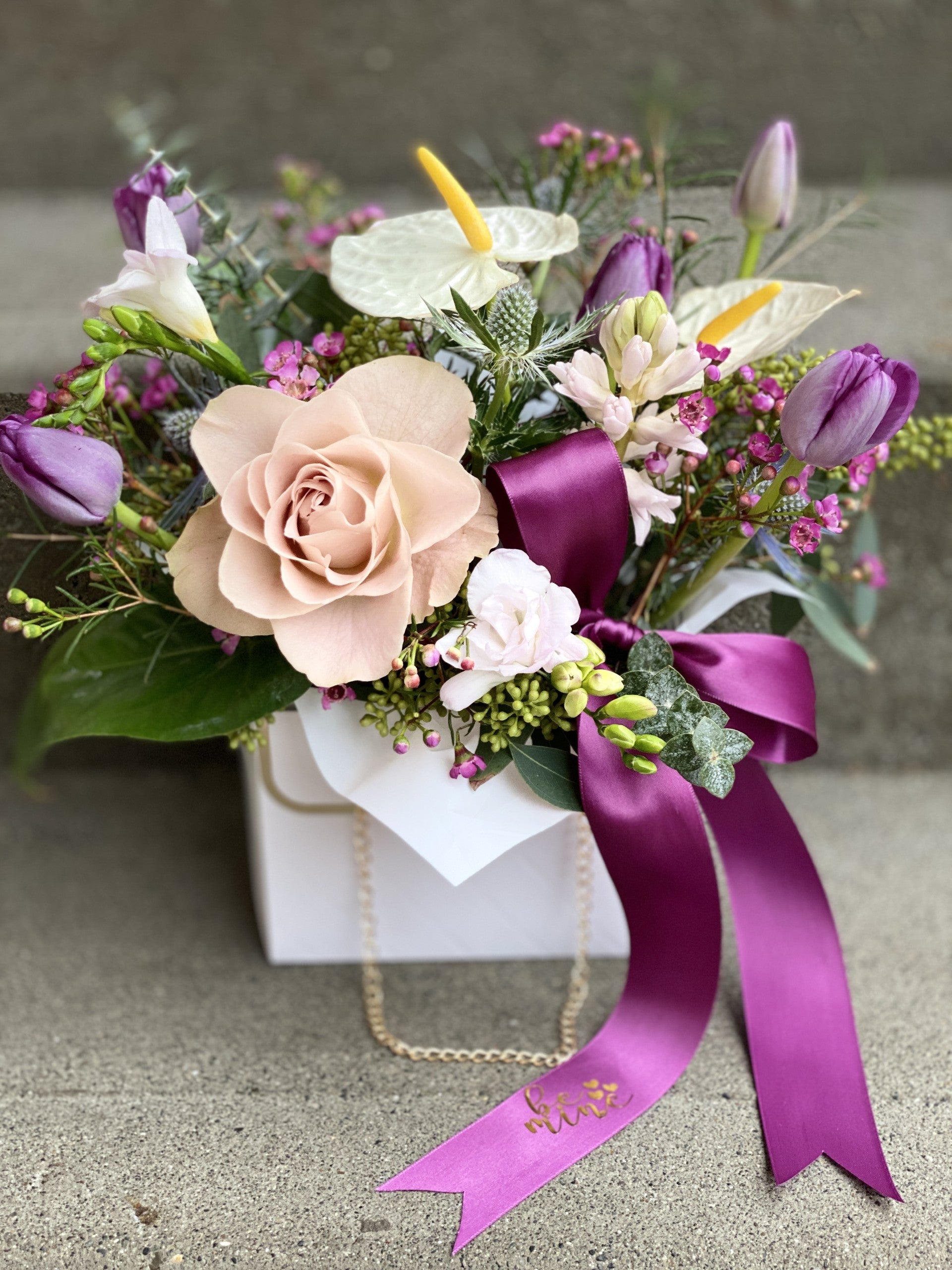 BE MINE FLOWER ARRANGEMENT